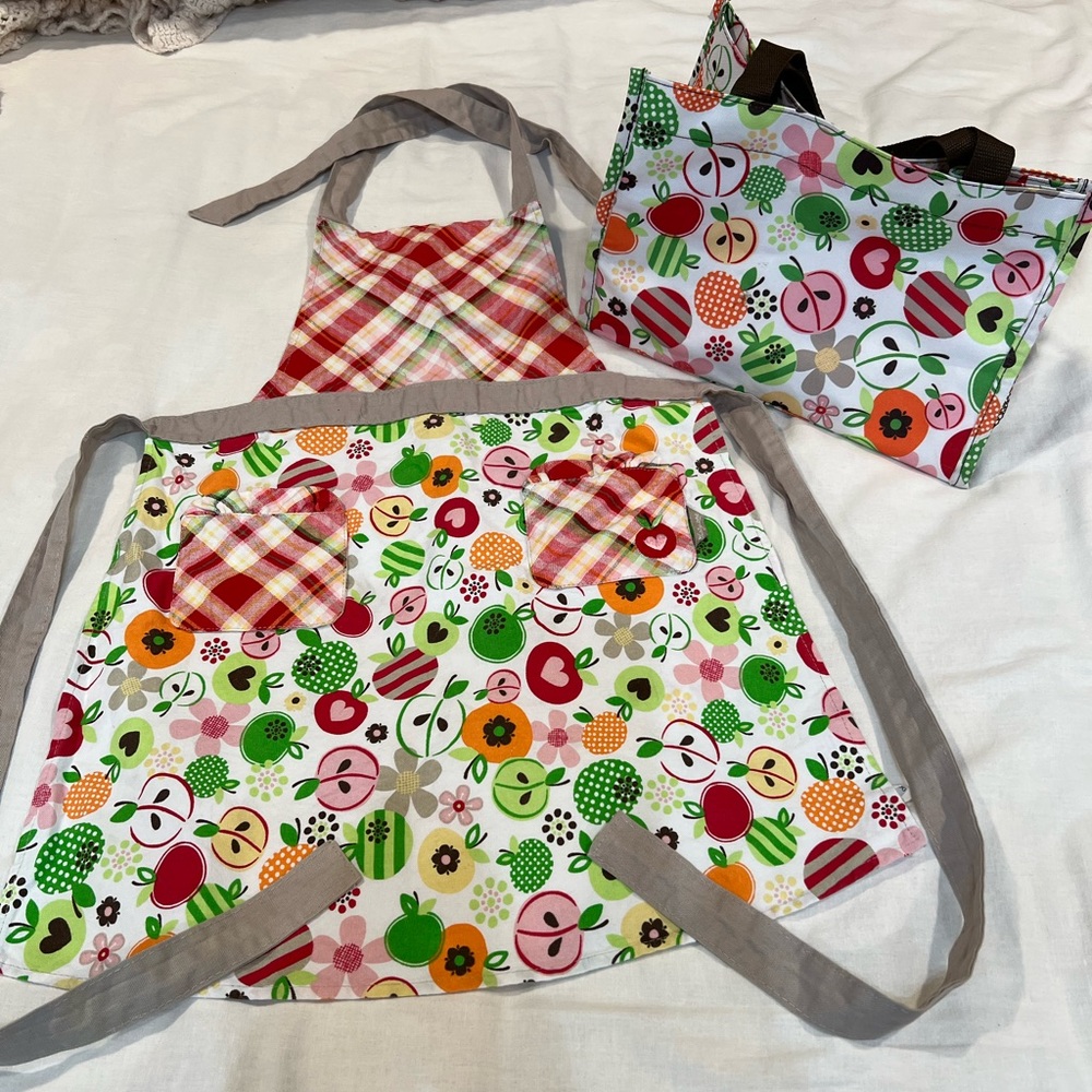 Girls 2PC THIRTYONE APRON & TOTE